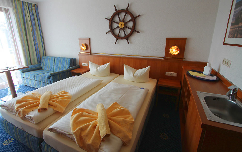 טראסנהיידה Familien Wellness Hotel Seeklause Mit Grossem Abenteuerspielplatz "Piraten-Insel-Usedom" Kinder Immer All-Inklusive & Getraenke Ganztags Inklusive מראה חיצוני תמונה
